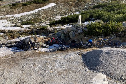 parkirana kolesa ob vstopu v dolino Kleinelendtal